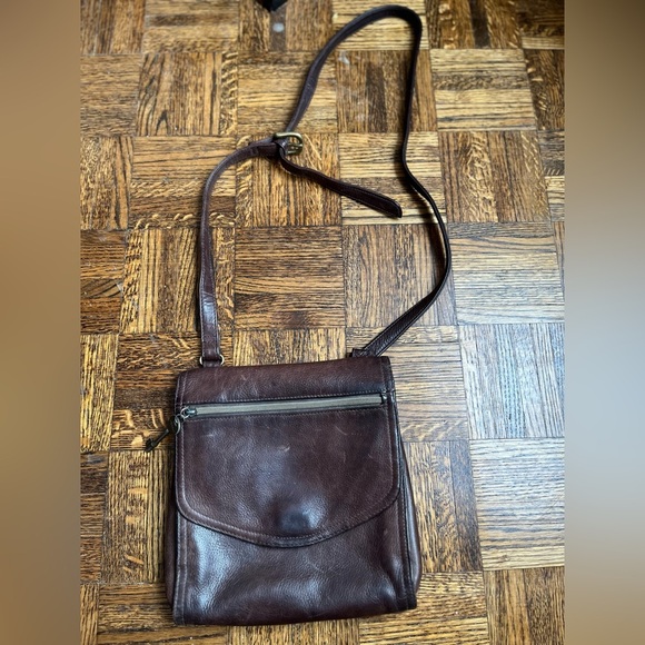 FOSSIL Classic Vintage Leather Crossbody Bag - Picture 1 of 16